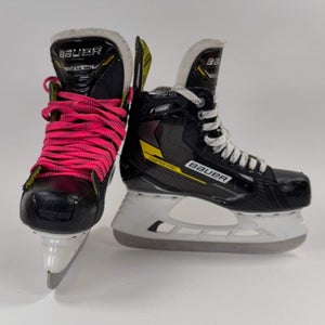 Bauer Supreme Comp Size 6 Intermediate Hockey Skates