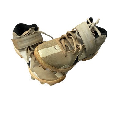 Used Nike TROUT BASEBALL CLEATS BB/SB Cleats Grey Junior 05 11760-S000080008