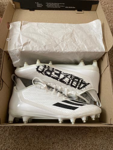 Men's  Size M 9.0 (W 10.0) Adidas Low Top Adizero Scorch (New)