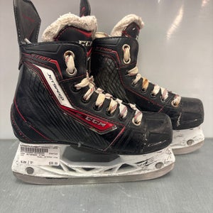 Used CCM JETSPEED XTRA Junior Hockey Skate Junior 01 11858-S000077777