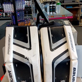Used Bauer PRODIGY Goalie Leg Pads Youth None 26" 11858-S000077772