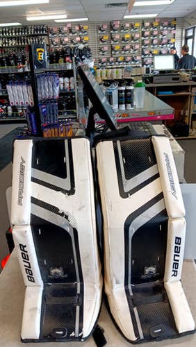 Used Bauer PRODIGY Goalie Leg Pads Youth None 26" 11858-S000077772