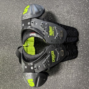 Used Schutt DS FLEX FB Shoulder Pads Black MD 11849-S000030421