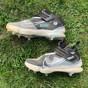 Mike Trout - Zoom 7 Metal Spikes