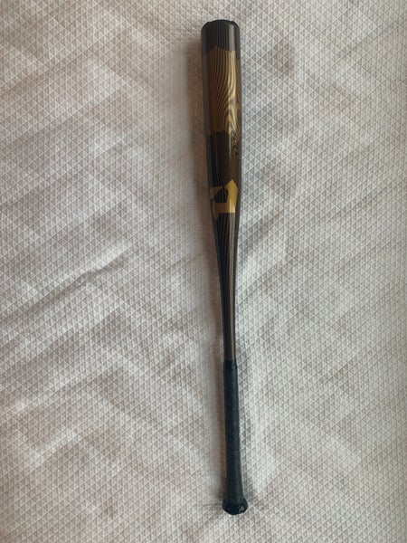 New Demarini Voodoo One 33in 30oz (not wrapped)