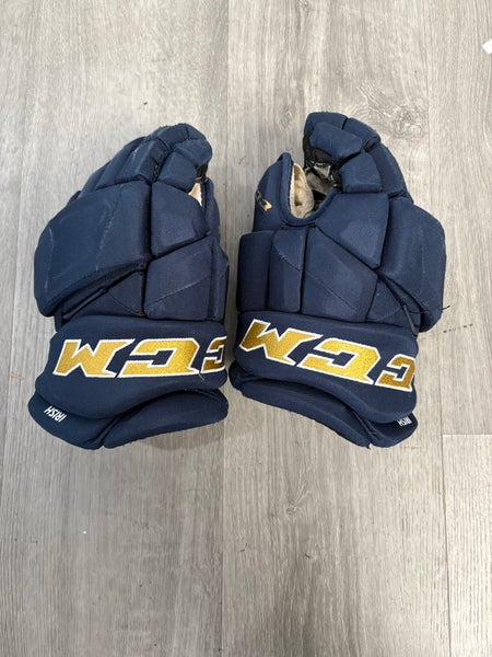 Notre Dame Irish Game Worn CCM HGJSPP Gloves 13" Pro Stock (Used)