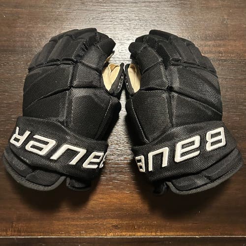 Black Bauer Vapor Gloves 14" Pro Stock