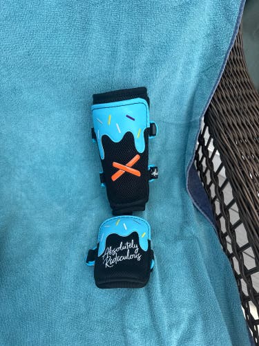 Aria Ice Cream Leg guard both handed batters