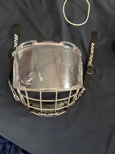 Medium  Bauer Hybrid Shield Shield (Used)