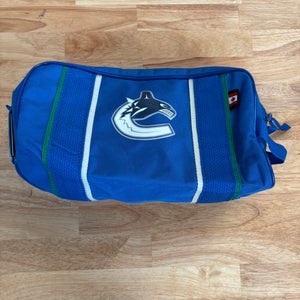 Vancouver Canucks Toiletry Bag (Used)
