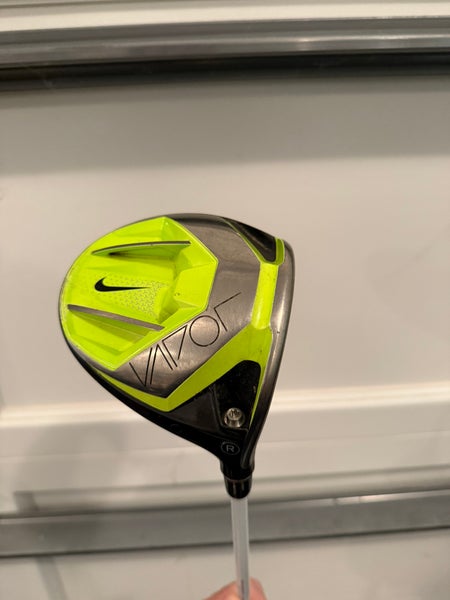 Men's Nike Vapor Right Handed Driver Regular Flex 10.5 Loft (Used)
