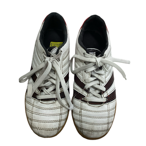 Used Umbro Soccer Indoor Shoes White Junior 05.5 11613-S000164751
