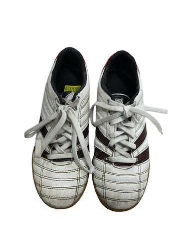 Used Umbro Soccer Indoor Shoes White Junior 05.5 11613-S000164751