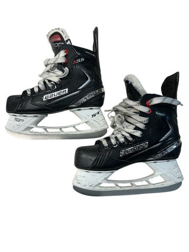 Used Bauer VAPOR X 3.5 Junior Hockey Skate Black Junior 02.5 11835-S000197216