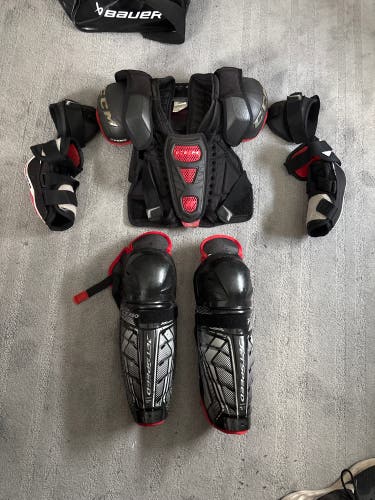 Youth Ice Hockey Chest Pad, Elbow Pads, & Chin Pads (3 In 1)