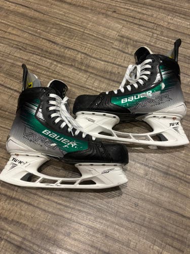 Bauer Hyperlite 2 Ice Hockey Skates 11.5 Pro Stock Dallas Stars Roope Hintz
