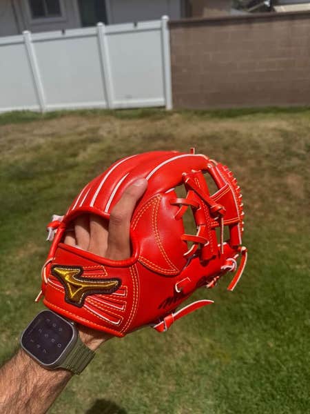 Mizuno Pro レッド　ハガジャパン 11.25