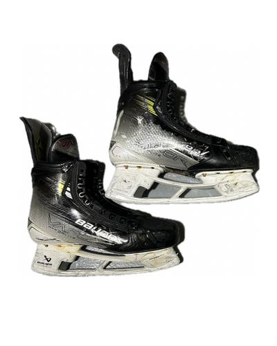 Size 10.5 Fit 1 Bauer Vapor Hyperlite 2 Hockey Skates