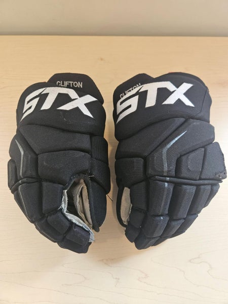 Boston Bruins Connor Clifton STX Surgeon Gloves 14" Pro Stock (Used)