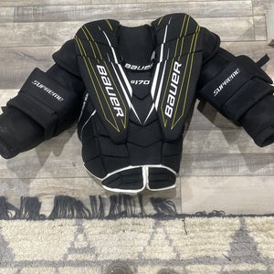 Medium Bauer Supreme S170 Goalie Chest Protector (Used)