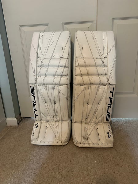 34"  True 9x3 Goalie Leg Pads  (Used)