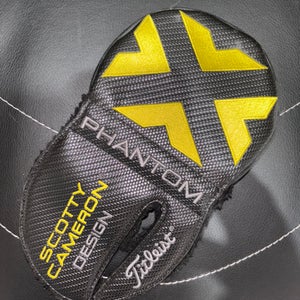 Scotty Cameron Mid-Round Phantom X Headcover Left-Handed