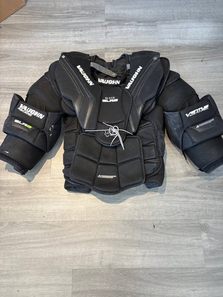 Vaughn Ventus SLR2 Pro Carbon Goalie Chest Protector Pro Stock Fit 4 (Used)