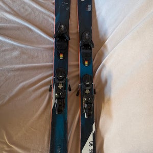Unisex All Mountain 176 cm Atomic Vantage 90 Skis With Bindings (Used)