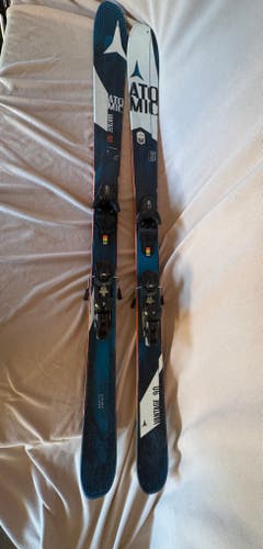 Unisex All Mountain 176 cm Atomic Vantage 90 Skis With Bindings (Used)