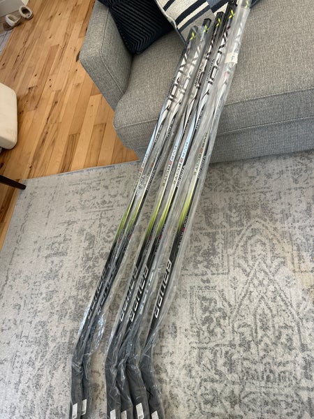 Senior Bauer Vapor Hyperlite 2 Left Hand Hockey Stick P92  (New)