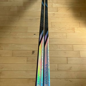 (New) 2 PACK Senior Bauer Nexus Tracer Right Handed Hockey Stick P28 77 Flex