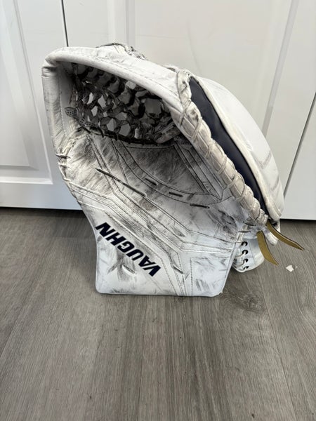 Kahkonen Practice Palm Vaughn V10 Regular Pro Stock (Used)