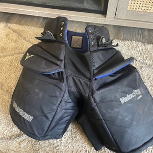 Intermediate Large Vaughn V6 Hockey Goalie Pants (Used)
