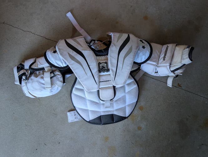 Small / Medium Bauer Prodigy Goalie Chest Protector (Used)