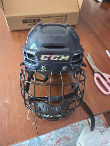 Medium CCM Super Tacks X Helmet (Used)