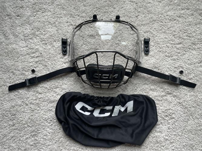 Small/Medium CCM HVR Hybrid Visor/Cage