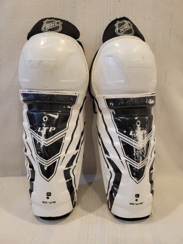 Junior CCM LTP 10" Shin Pads (Used)