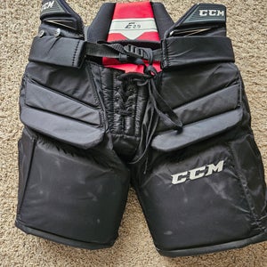 Large CCM Extreme Flex Shield E2.9 Hockey Goalie Pants