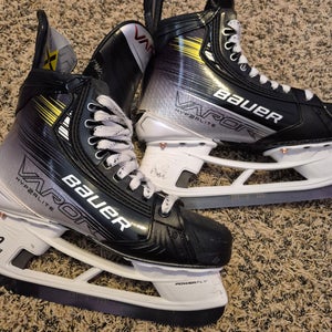 Bauer Vapor Hyperlite 2 Hockey Skates Size 8 Fit 2
