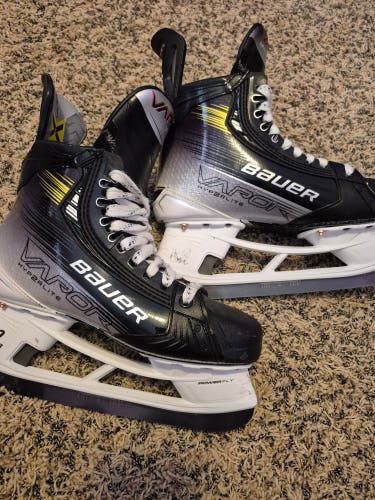 Bauer Vapor Hyperlite 2 Hockey Skates Size 8 Fit 2
