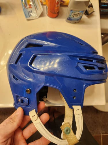 Large Bauer Re-Akt 150 Helmet  (Used)