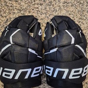 Senior Bauer Supreme Mach Gloves 13" (Used)
