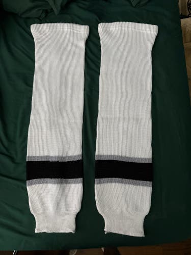 White Large Senior Athletic Knit Socks (New)