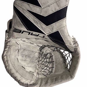 True Catalyst 7X3 Intermediate Goalie Catch Glove