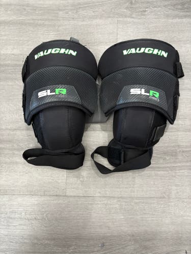 Bauer Pro Goalie Knee Protectors