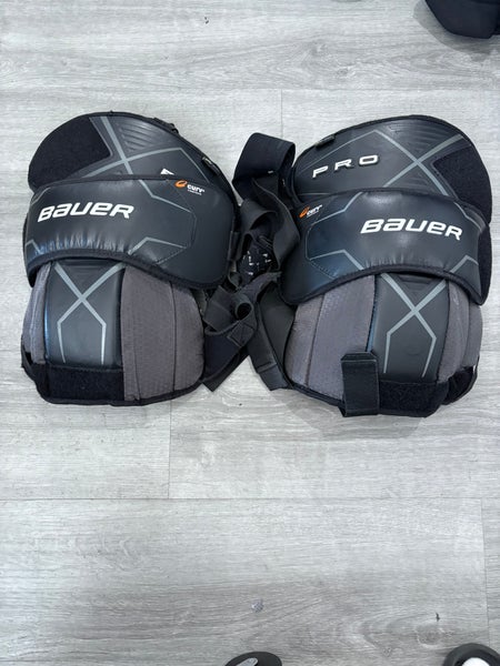 Bauer Pro Goalie Knee Protectors