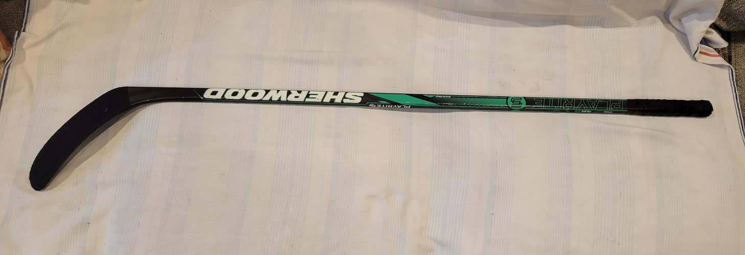Junior CCM JetSpeed LEFT Hand Hockey Stick P28 (Used)