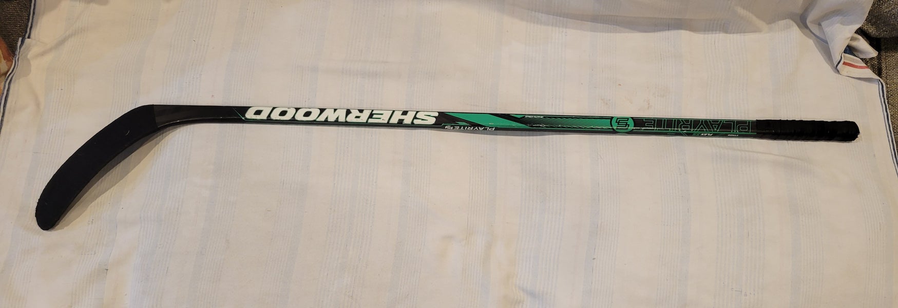 Junior CCM JetSpeed LEFT Hand Hockey Stick P28 (Used)