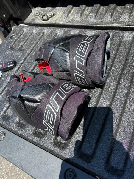 Bauer Vapor Fly40 Gloves 13" (Used)