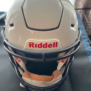 Small Adult Riddell SpeedFlex Helmet (Used)